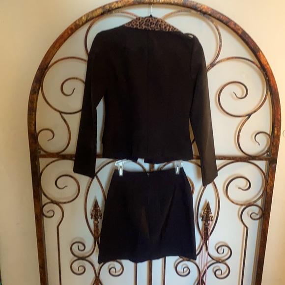 Two piece blazer and skirt set. - Picture 2 of 3